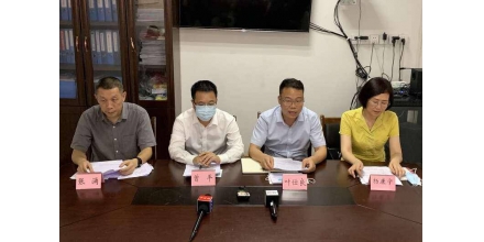 四川瀘縣兩所學校因震受損嚴重，將異地復課